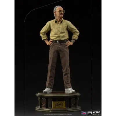 Iron Studios Stan Lee Pow!, статуя 1/4 (168/550)