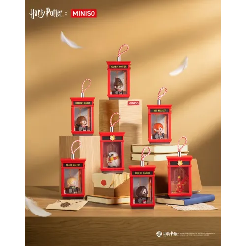 Блайнд-бокс MINISO Harry Potter Magic House, підвіска-ліхтарик, оригінал Блайнд-бокс MINISO Harry Potter Magic House, підвіска-ліхтарик, оригінал