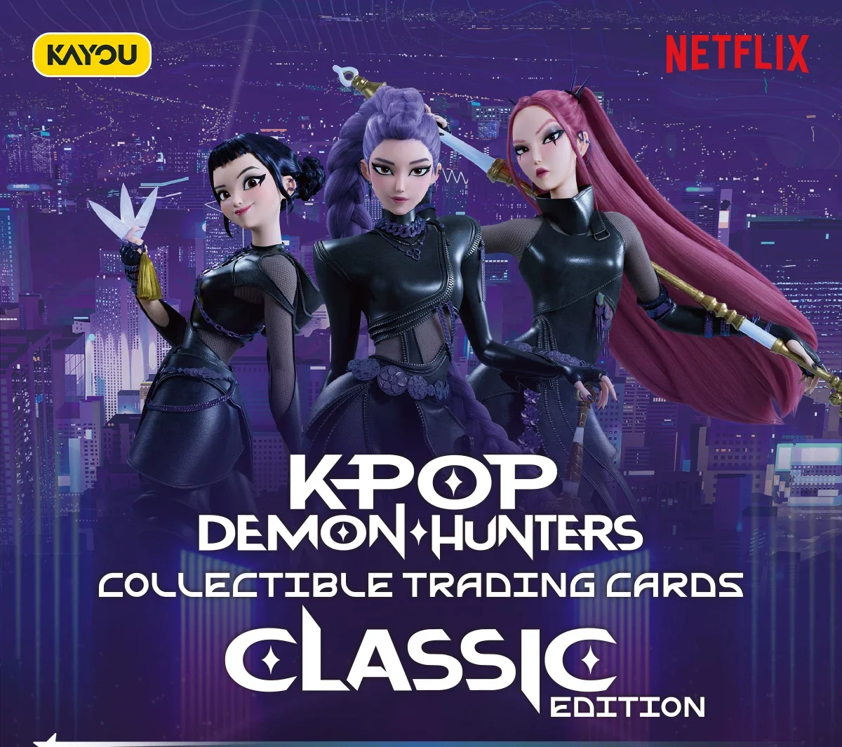 Ключове зображення KAYOU KPop Demon Hunters Classic Edition: три учасниці HUNTR/X на тлі нічного міста