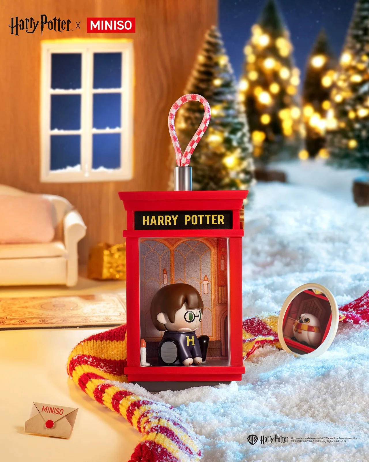 Секретна підвіска Christmas Harry MINISO Magic House на снігу з шарфом Ґрифіндору